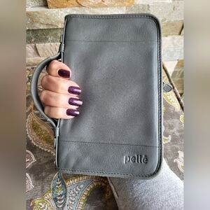 Pellé Grey Leather Travel Wallet